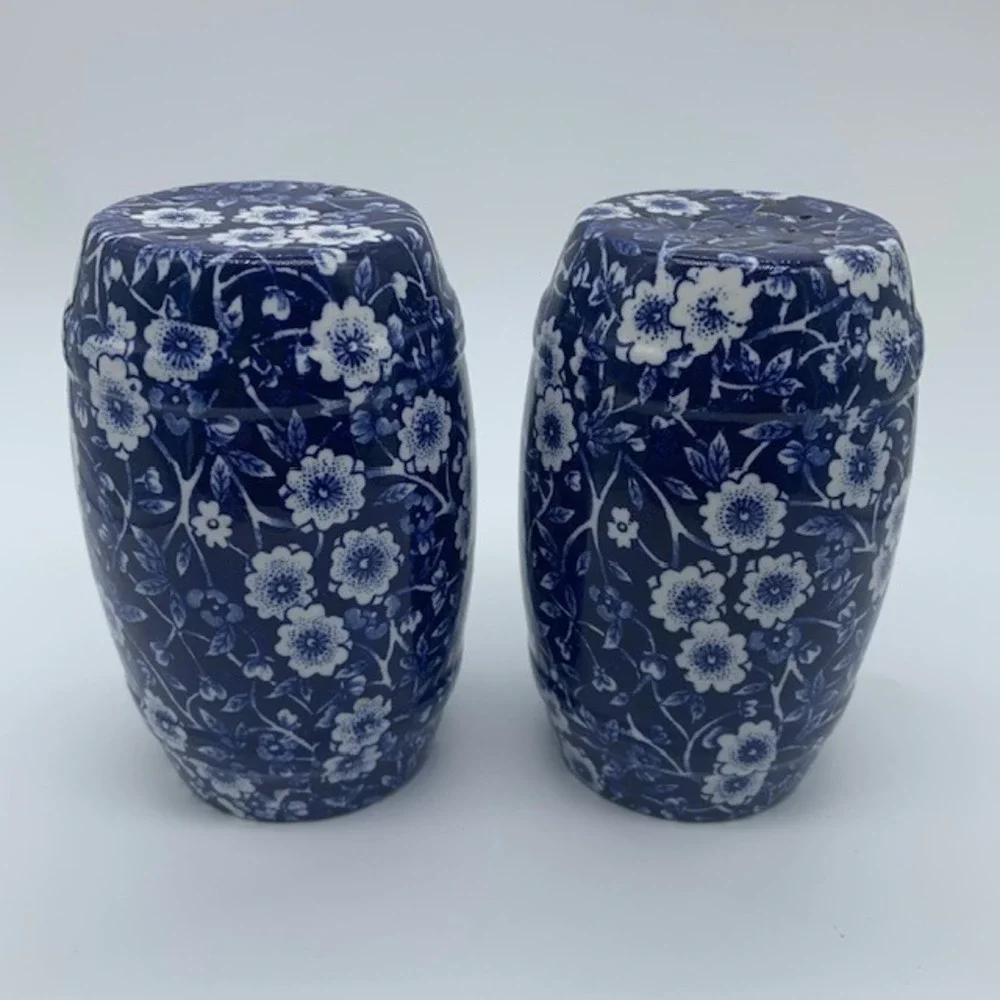 Churchill Calico Blue Salt & Pepper Shakers England Floral Chintz Barrel 4 1/2